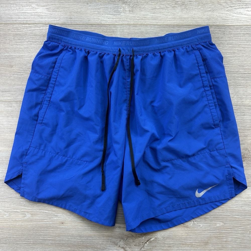 Nike Stride 2-in-1 Running Athletic Shorts Men's 6" Size M‎ DM4759-480